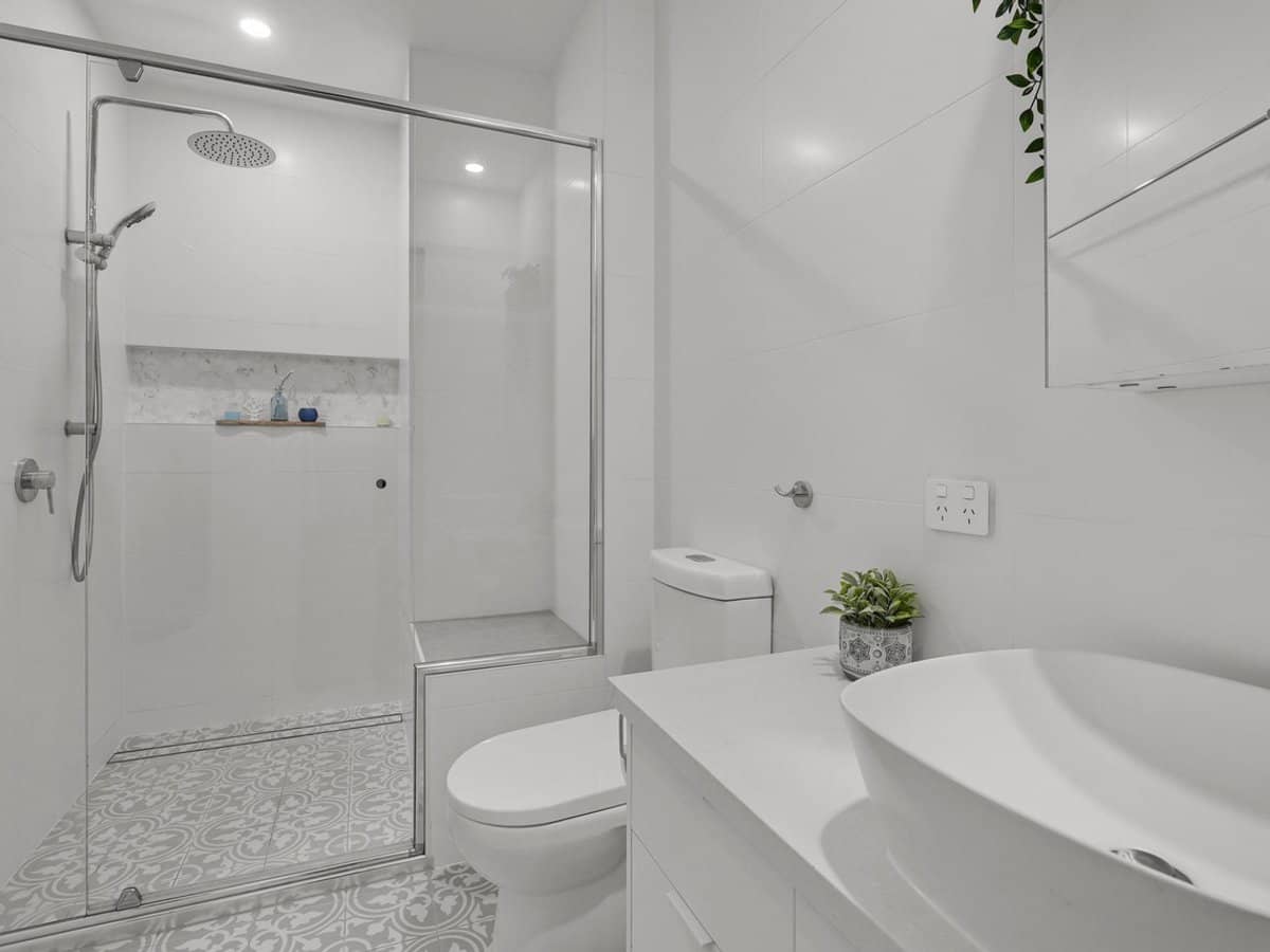 97 Tabilban Street, BURLEIGH HEADS - Thumbnail 21