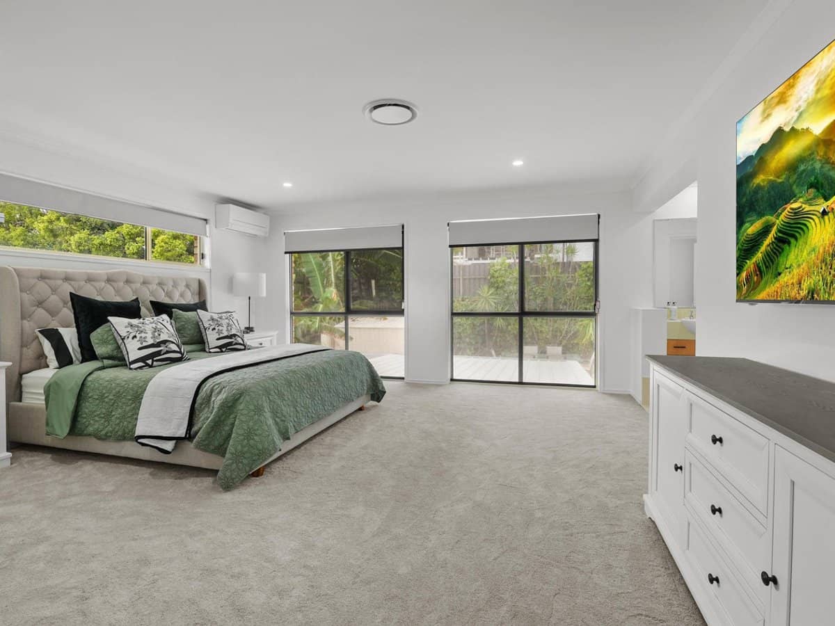 97 Tabilban Street, BURLEIGH HEADS - Thumbnail 25