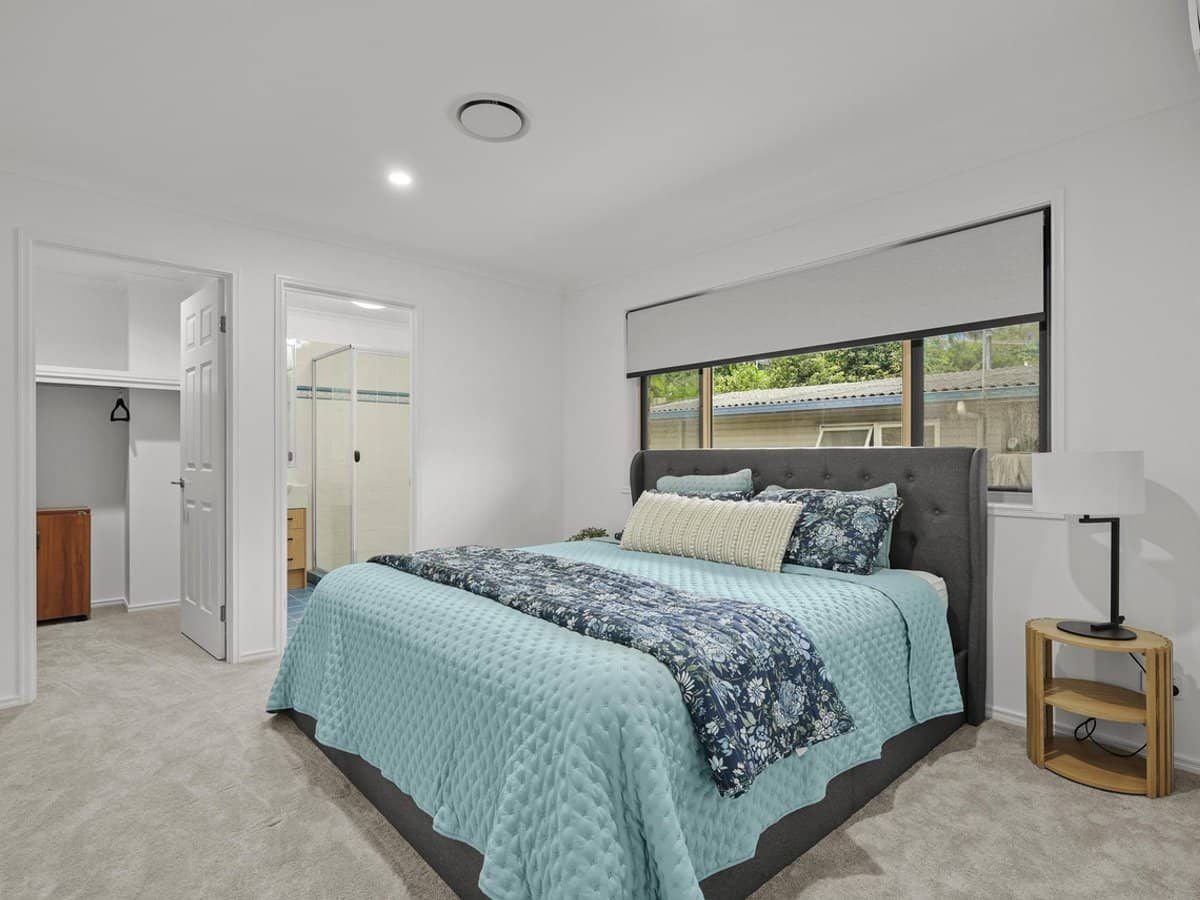 97 Tabilban Street, BURLEIGH HEADS - Thumbnail 28