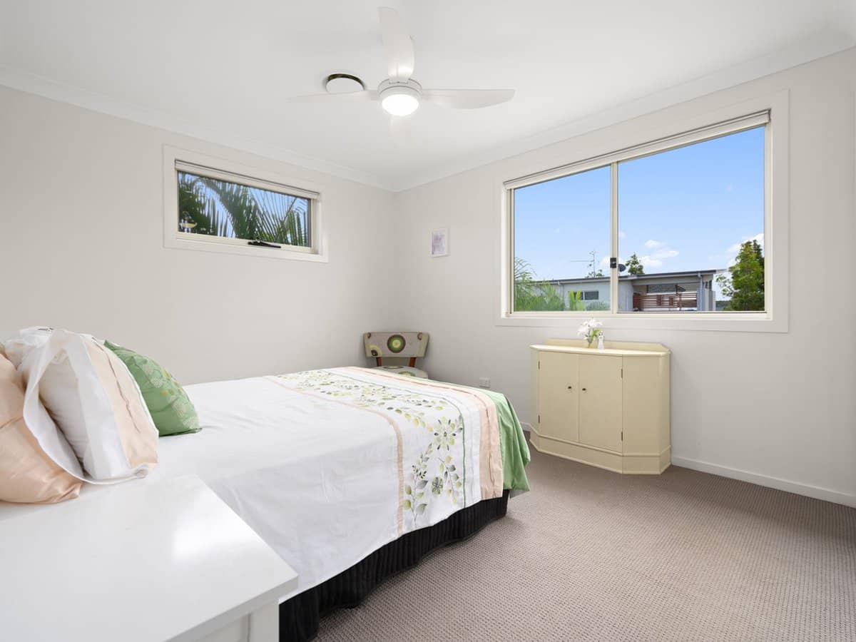 5 Galley Road, Hope Island - Thumbnail 13