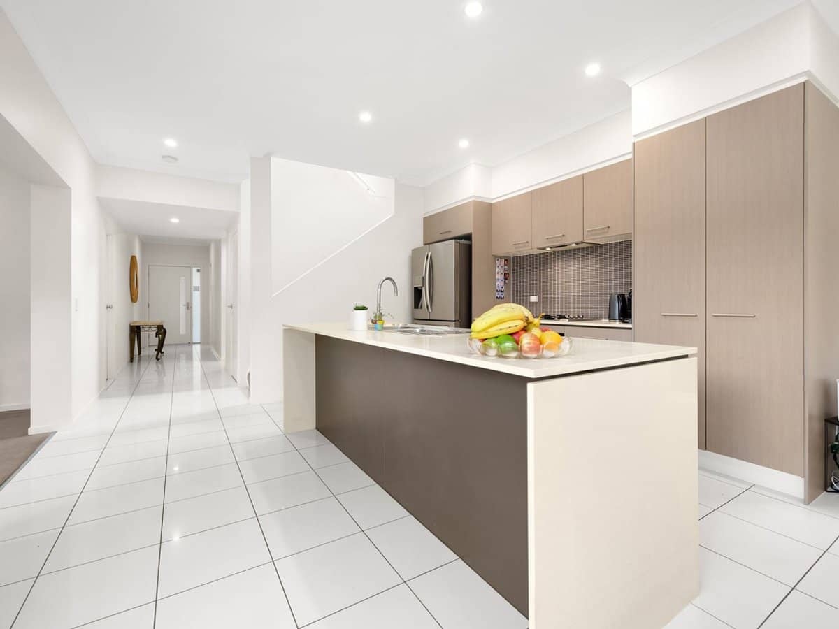 5 Galley Road, Hope Island - Thumbnail 4