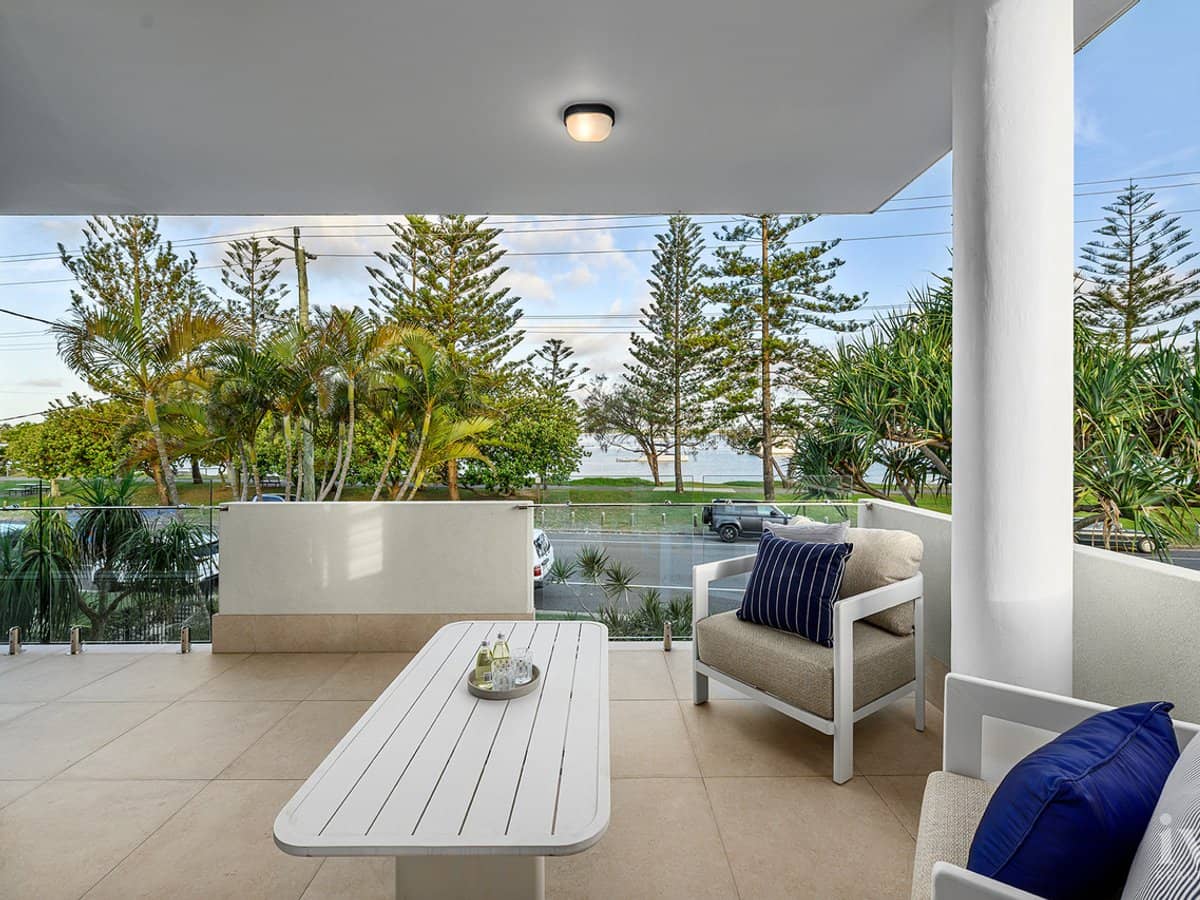 2/88 The Esplanade, Paradise Point - Thumbnail 1