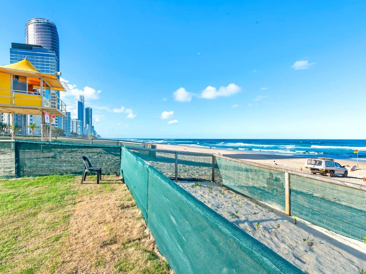 8 Trickett Street, Surfers Paradise - Thumbnail 25
