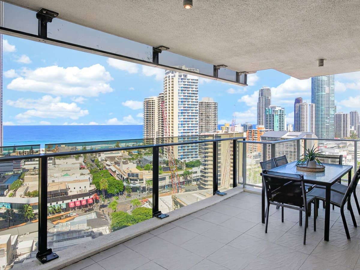 9 Ferny Avenue, Surfers Paradise - Thumbnail 5