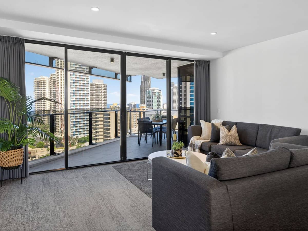 9 Ferny Avenue, Surfers Paradise - Thumbnail 10