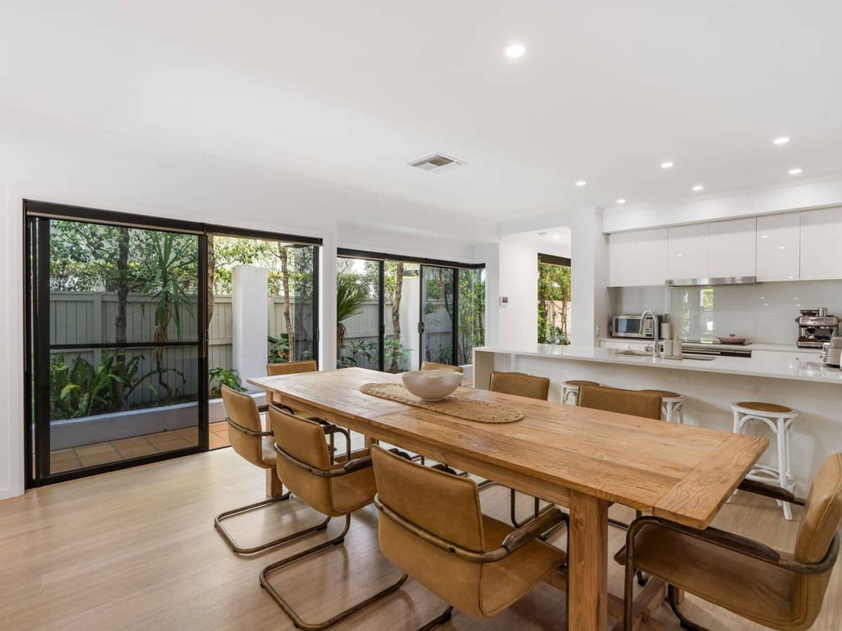 45 Woodroffe Avenue, MAIN BEACH - Thumbnail 6