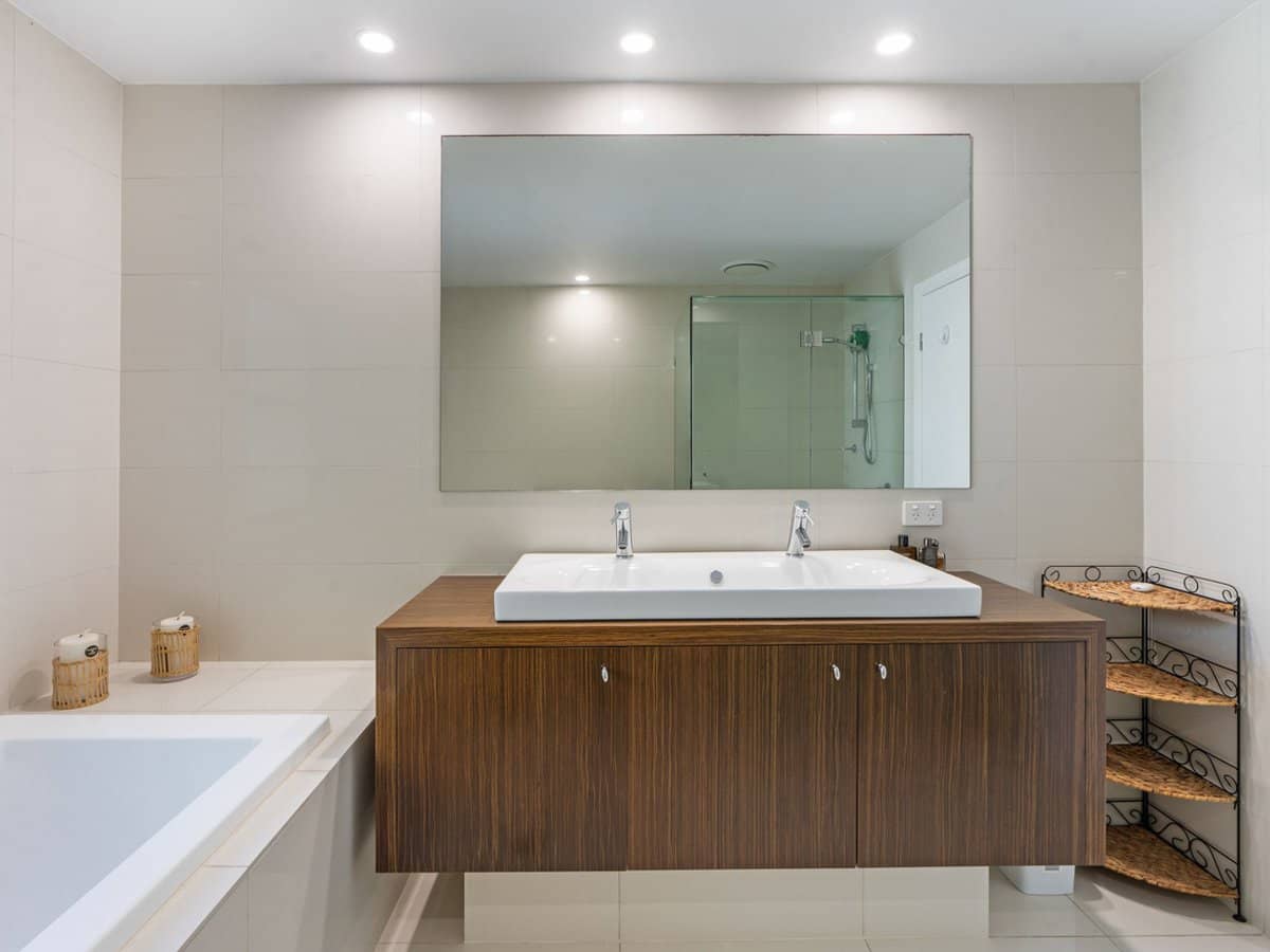 45 Woodroffe Avenue, MAIN BEACH - Thumbnail 12