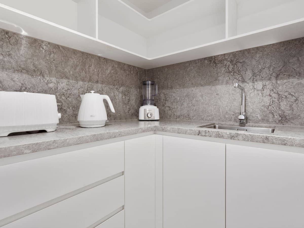 10-12 First Avenue, BROADBEACH - Thumbnail 11