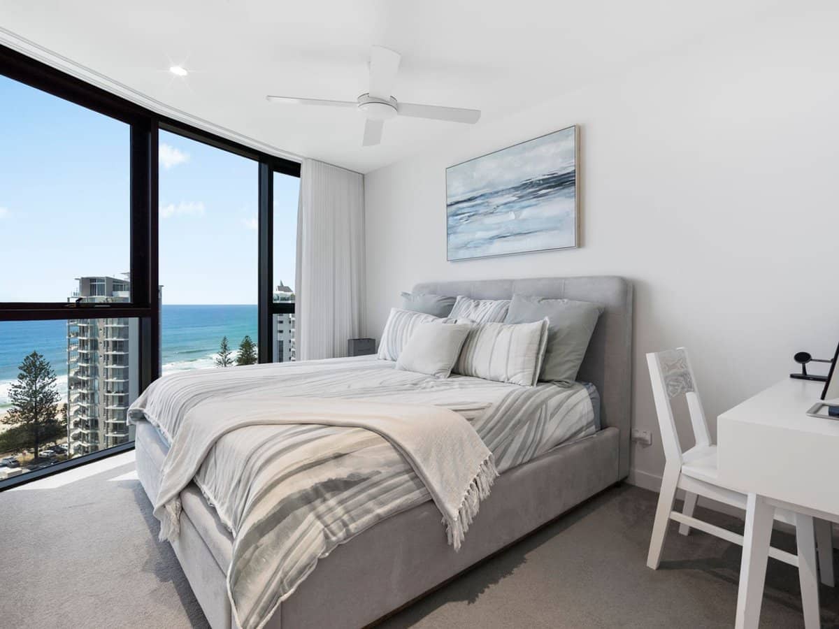 10-12 First Avenue, BROADBEACH - Thumbnail 13