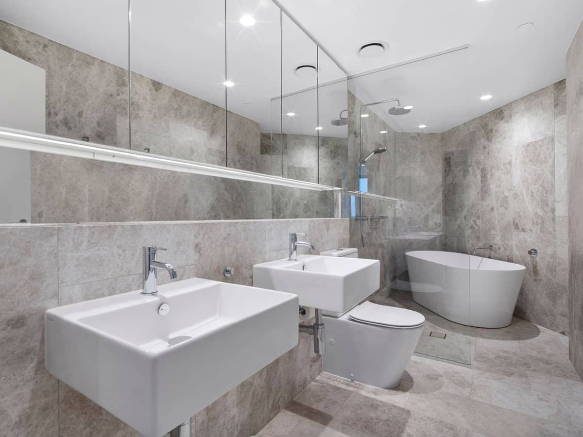 10-12 First Avenue, BROADBEACH - Thumbnail 14