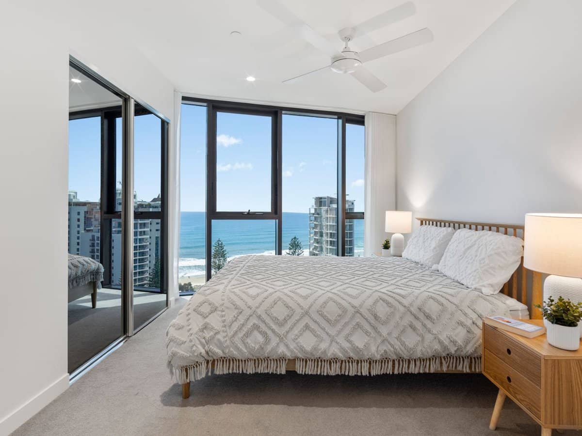 10-12 First Avenue, BROADBEACH - Thumbnail 15