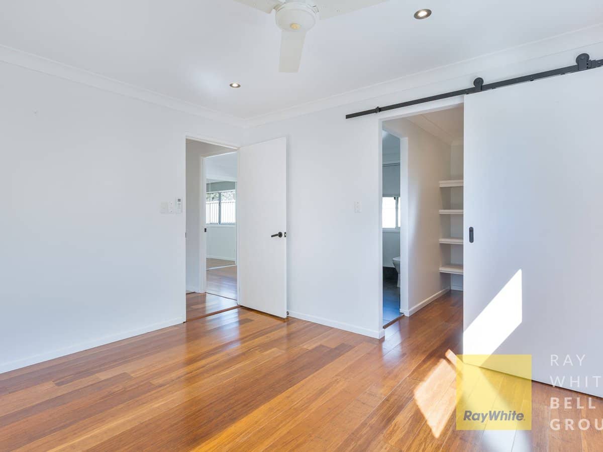 9 Essendon Close, Arundel - Thumbnail 8