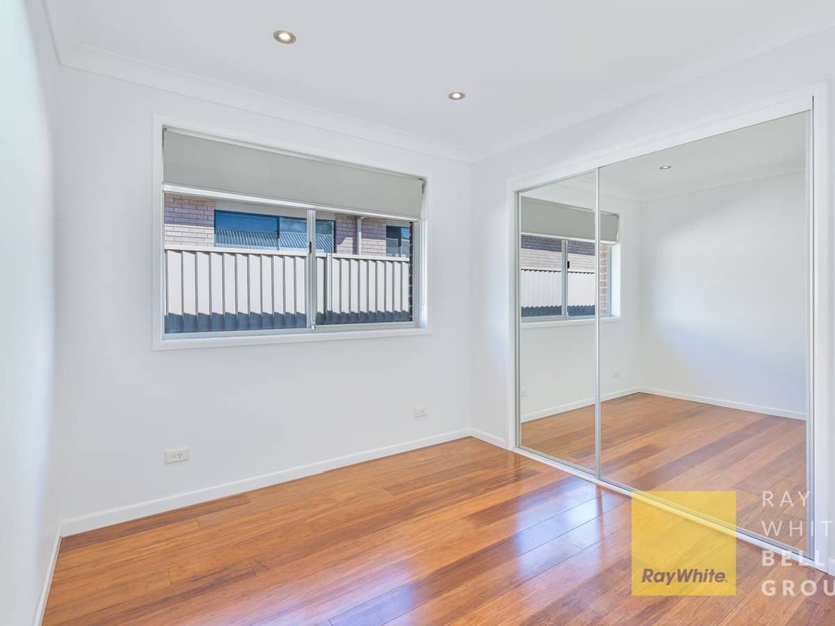 9 Essendon Close, Arundel - Thumbnail 12