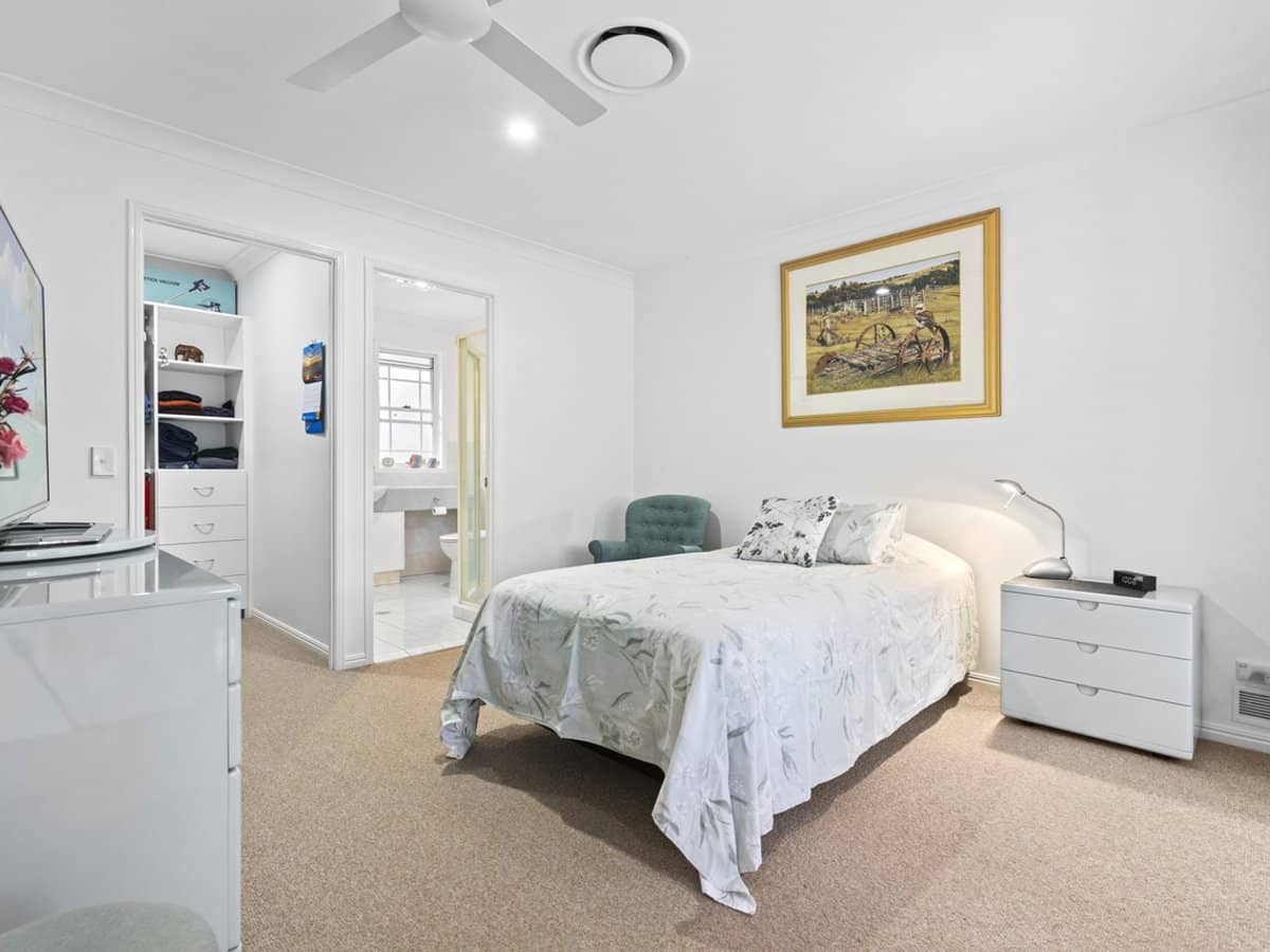 14 Oakmont Street, Robina - Thumbnail 8