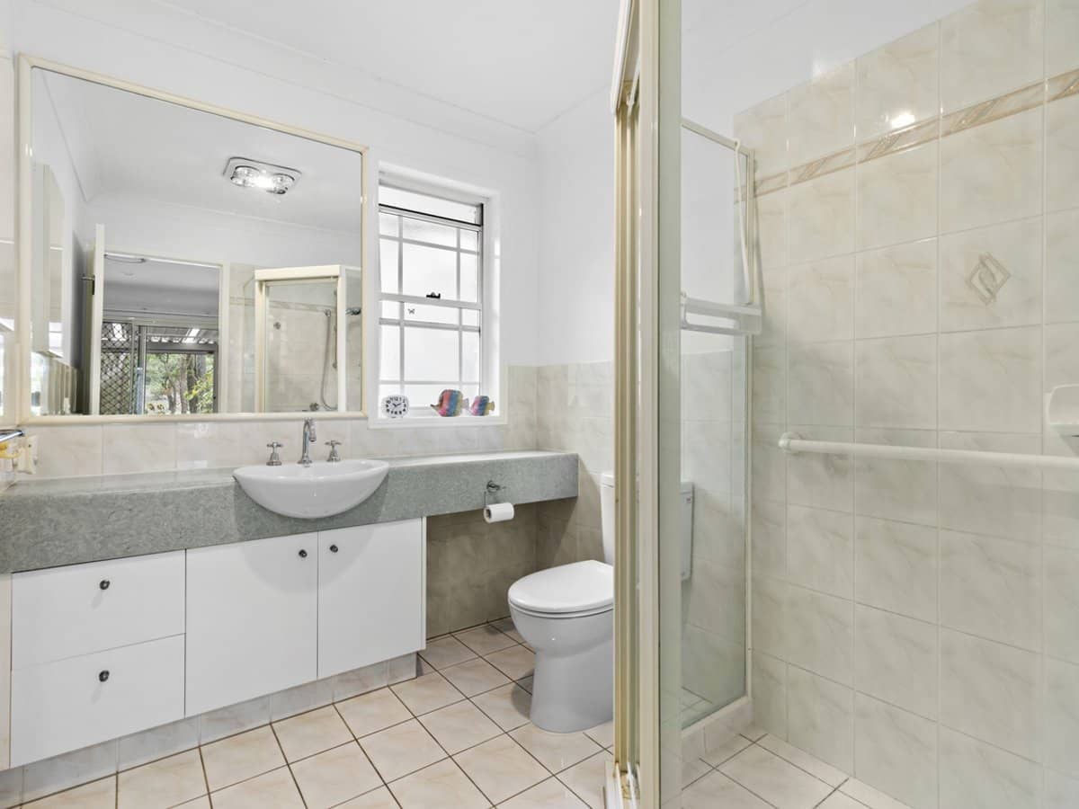 14 Oakmont Street, Robina - Thumbnail 9