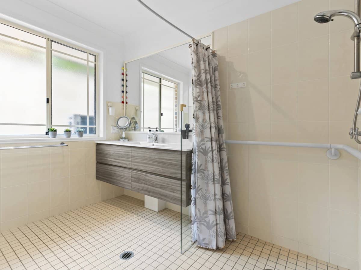 14 Oakmont Street, Robina - Thumbnail 11