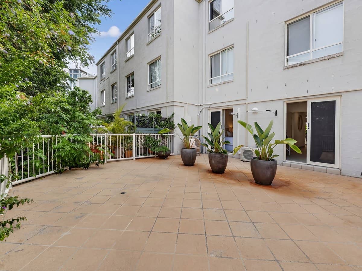 142 Stanhill Drive, Chevron Island - Thumbnail 16