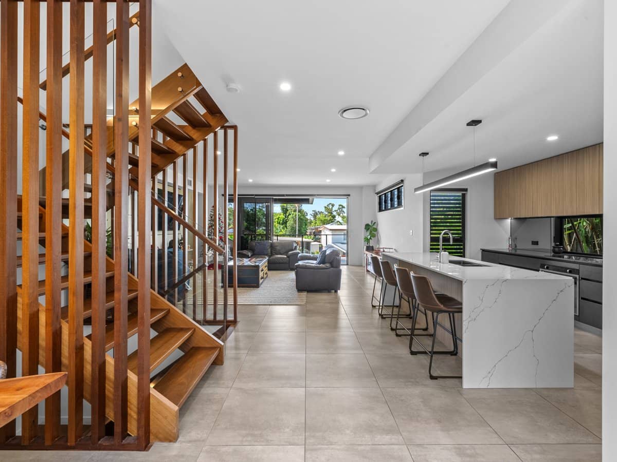 25 Waratah Avenue, Biggera Waters - Thumbnail 5