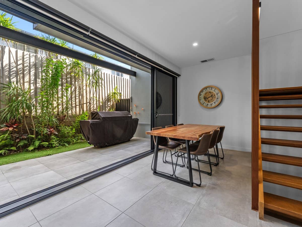 25 Waratah Avenue, Biggera Waters - Thumbnail 6