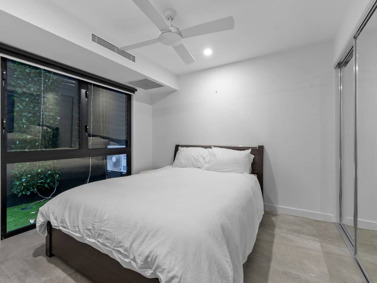 25 Waratah Avenue, Biggera Waters - Thumbnail 9