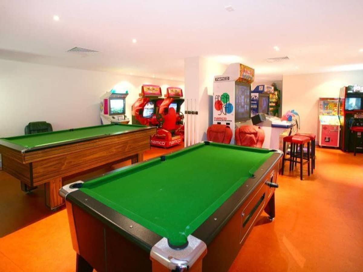 23 Ferny Avenue, Surfers Paradise - Thumbnail 14