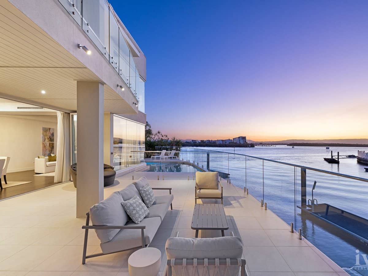 31 Hampton Court, Sovereign Islands - Thumbnail 3