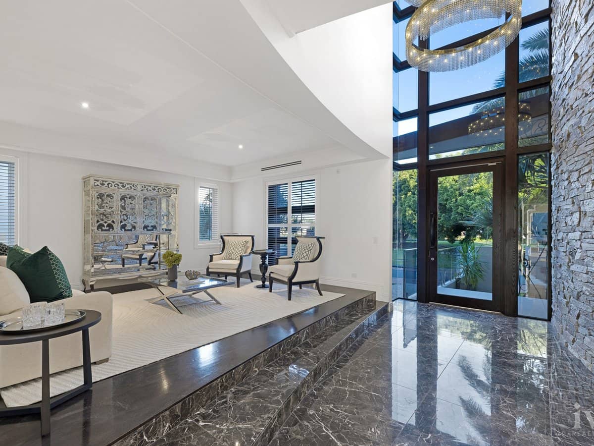 31 Hampton Court, Sovereign Islands - Thumbnail 5