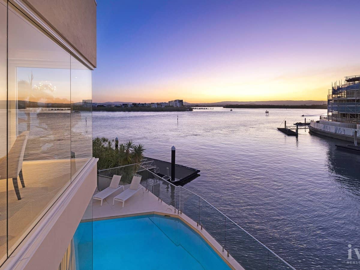 31 Hampton Court, Sovereign Islands - Thumbnail 21