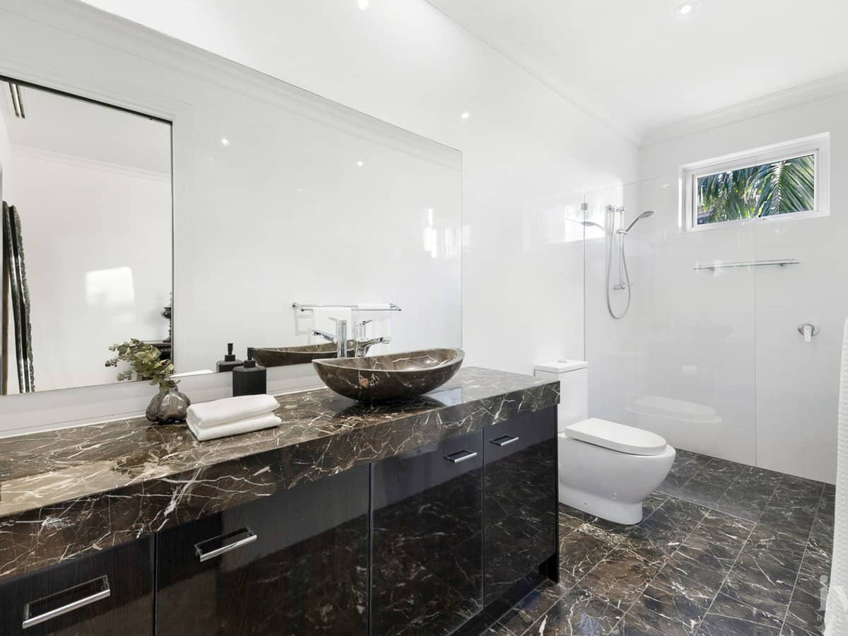 31 Hampton Court, Sovereign Islands - Thumbnail 26