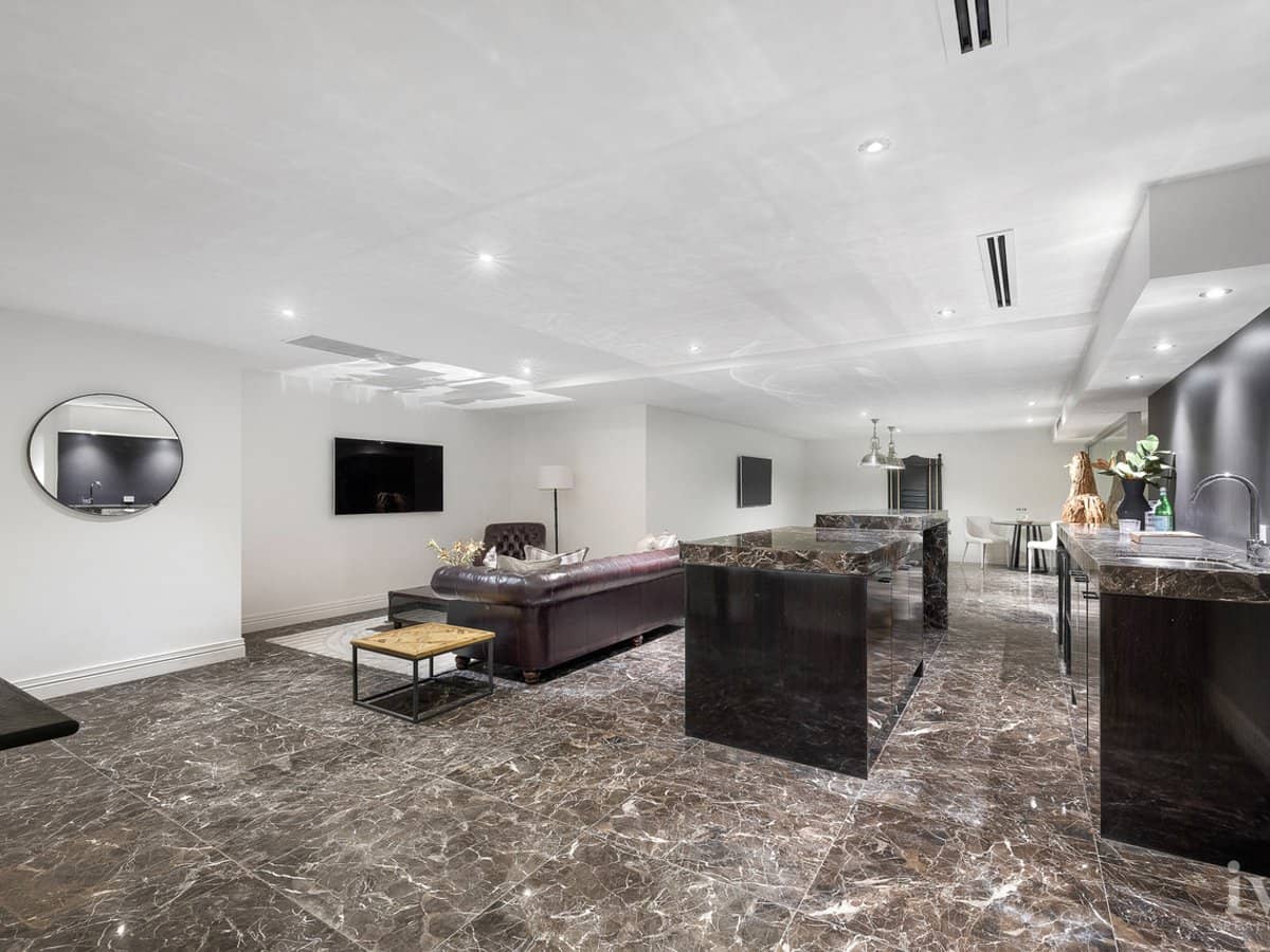 31 Hampton Court, Sovereign Islands - Thumbnail 30