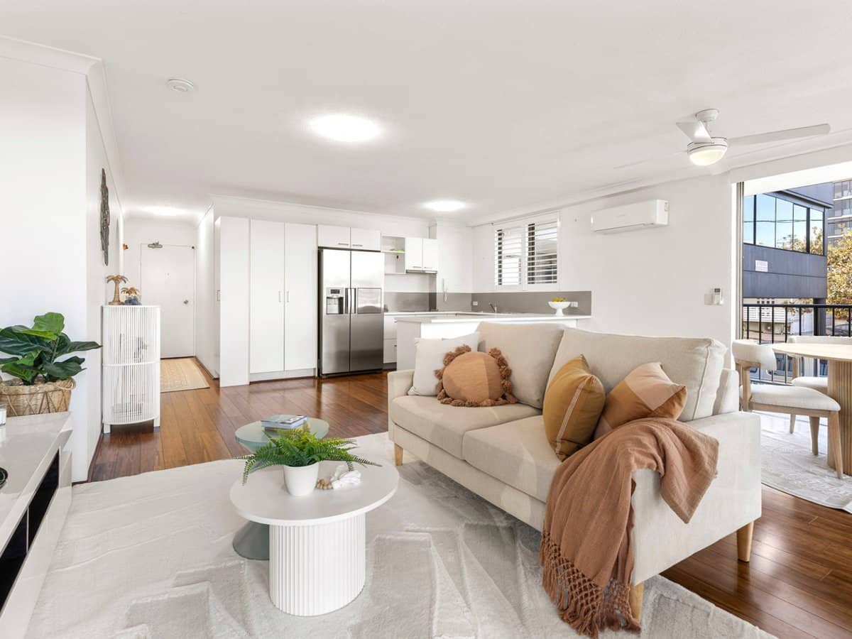 3/1093 Gold Coast Highway, Palm Beach - Thumbnail 1