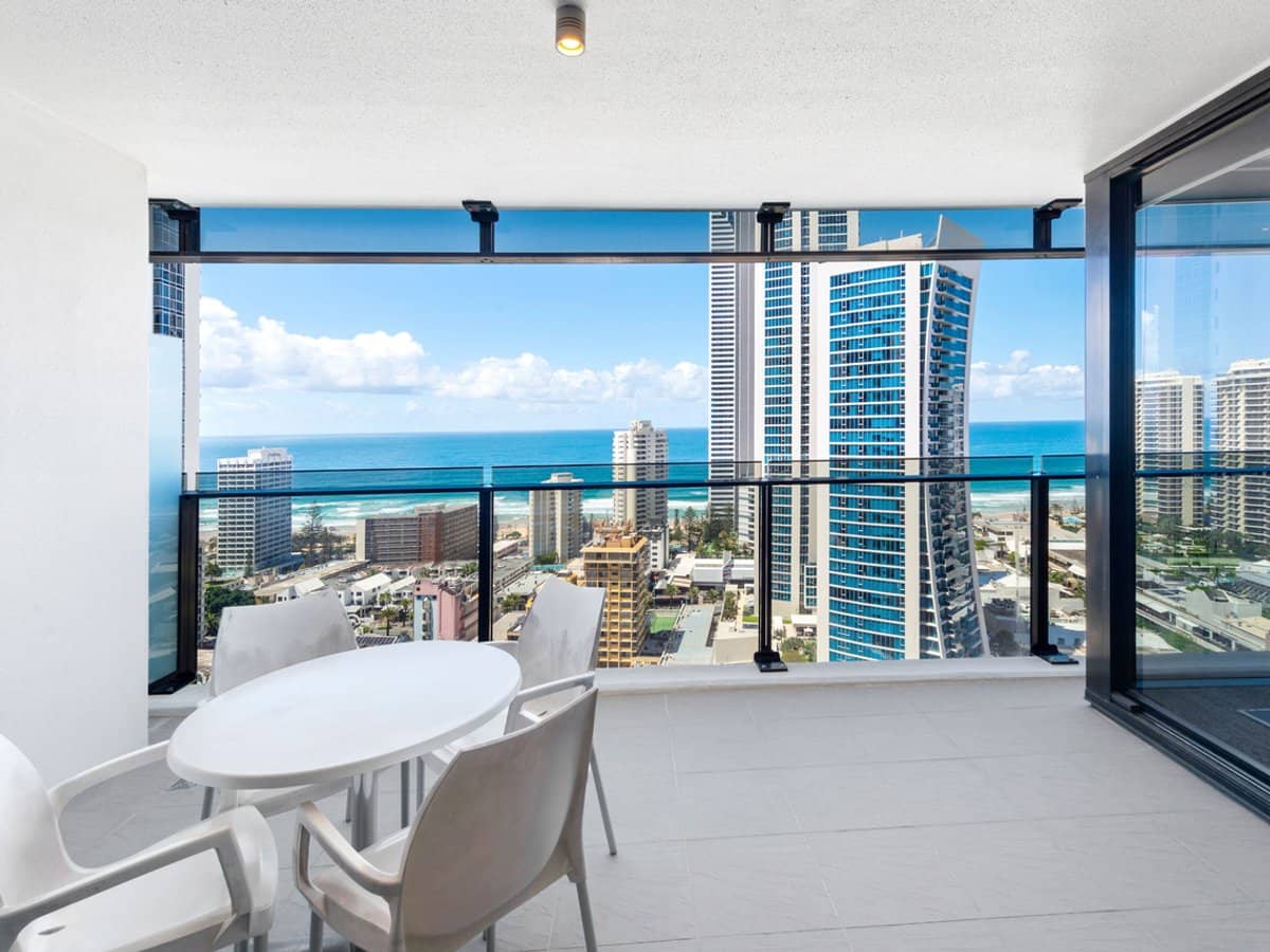 9 Ferny Avenue, Surfers Paradise - Thumbnail 1