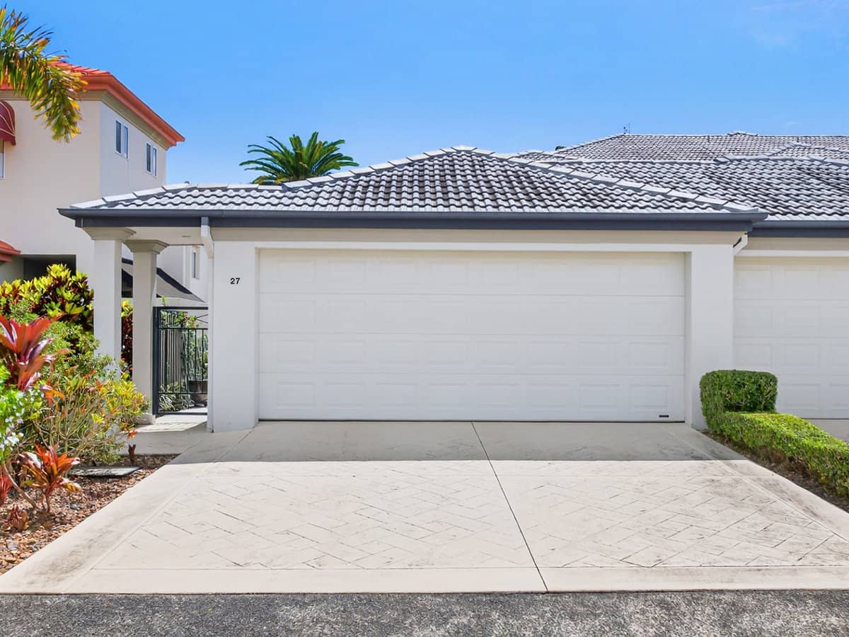 2 Bronberg Court, Southport - Thumbnail 1