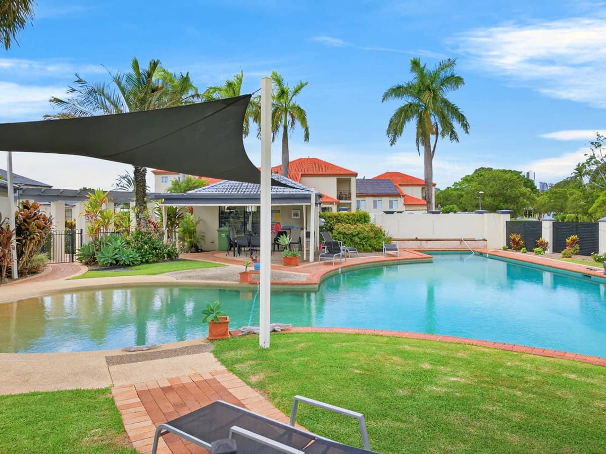 2 Bronberg Court, Southport - Thumbnail 29