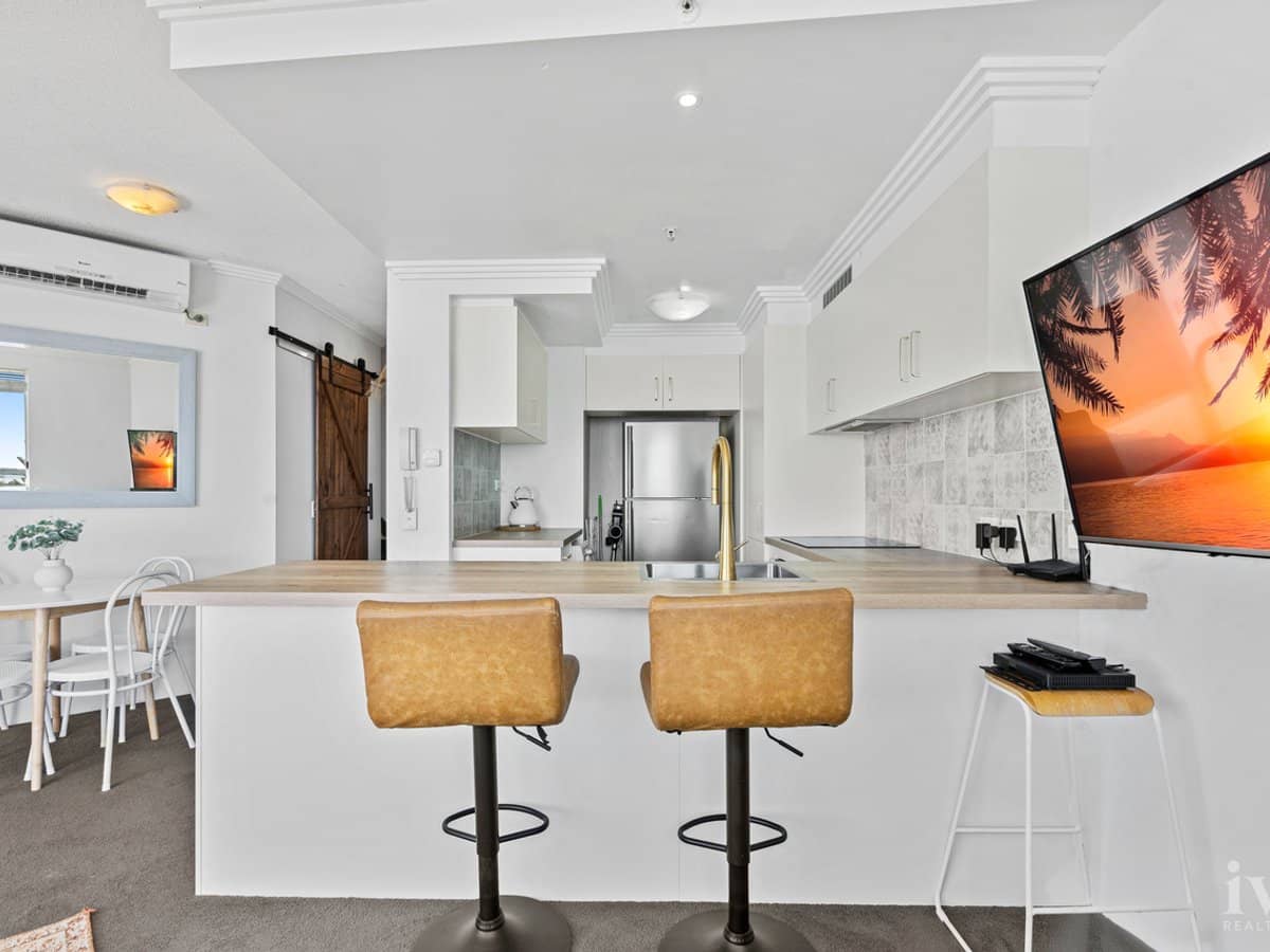 1007/182-192 Marine Parade, Labrador - Thumbnail 8