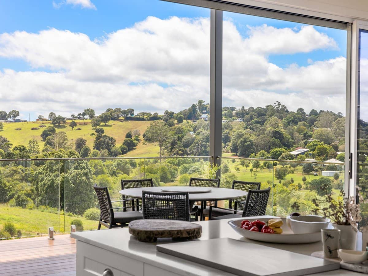 44 Jervis Place, Beechmont - Thumbnail 3