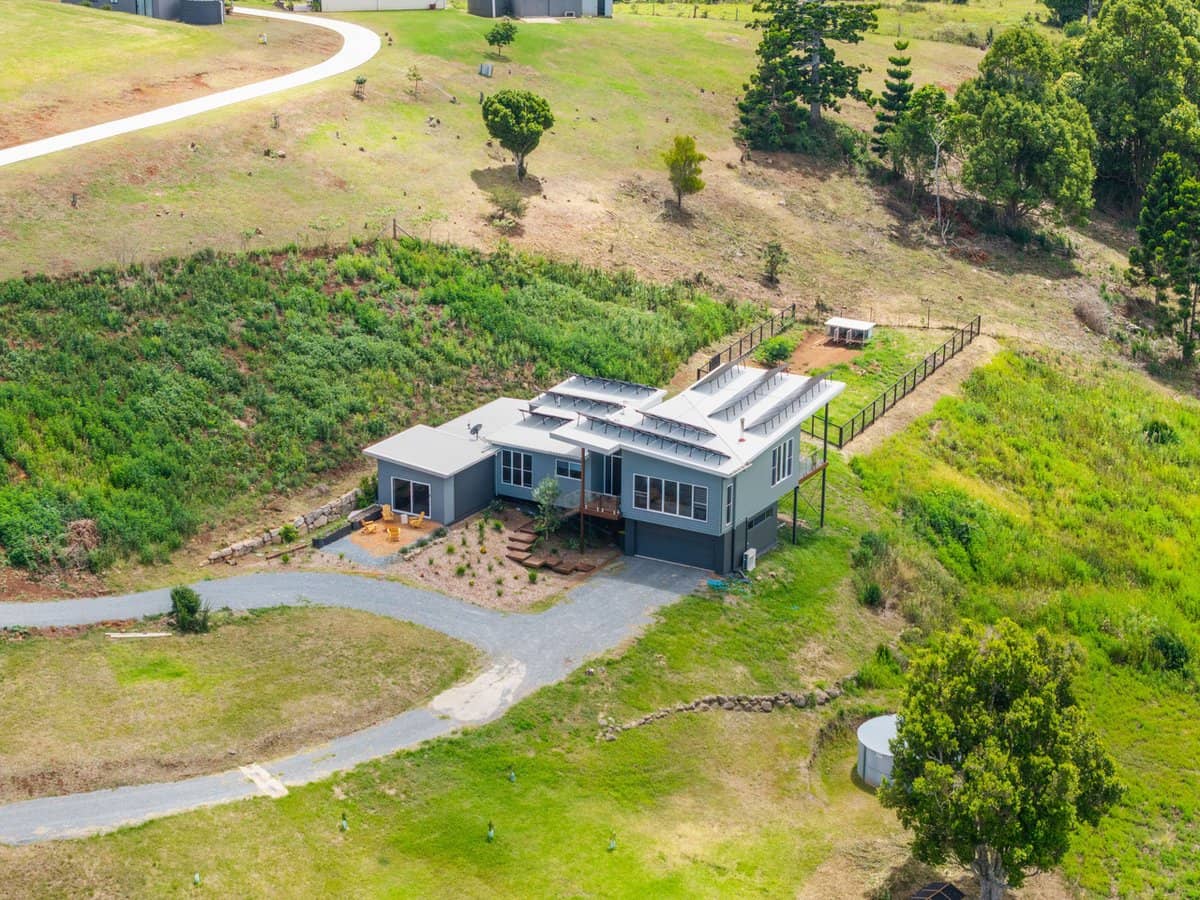 44 Jervis Place, Beechmont - Thumbnail 8