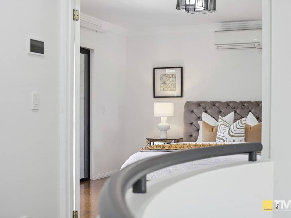 11 Kingston Heath Place, Robina - Thumbnail 20