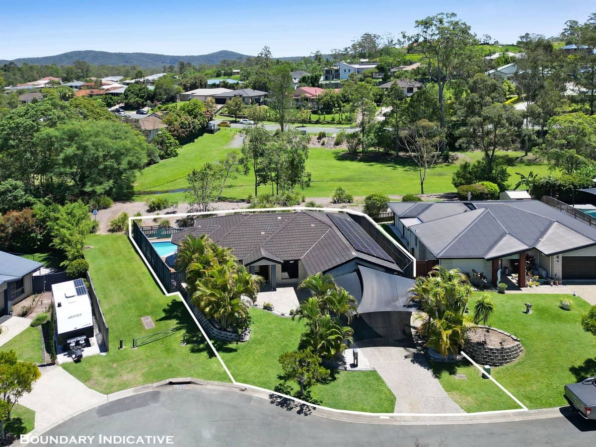 13 Parrot Court, Gilston - Thumbnail 3