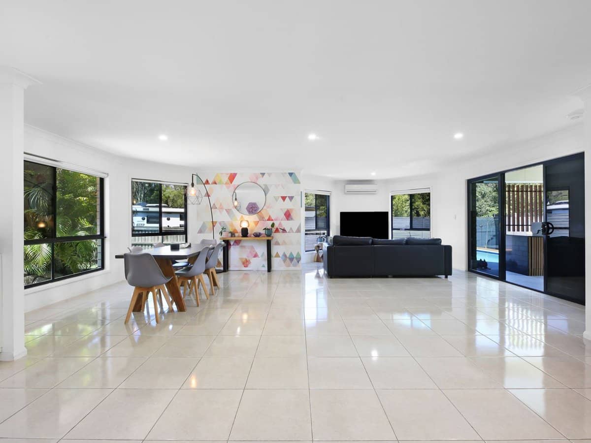 13 Parrot Court, Gilston - Thumbnail 6