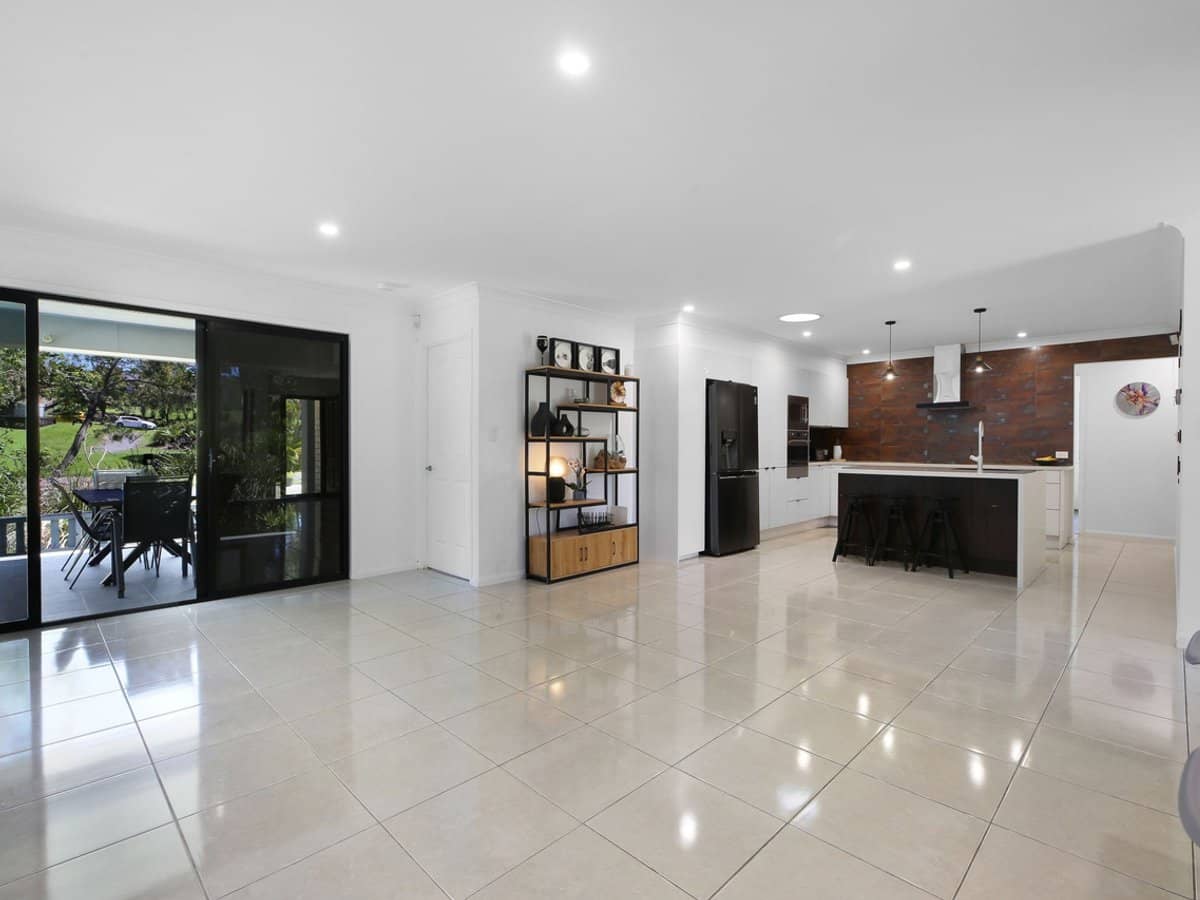 13 Parrot Court, Gilston - Thumbnail 9