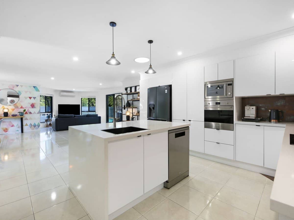 13 Parrot Court, Gilston - Thumbnail 14