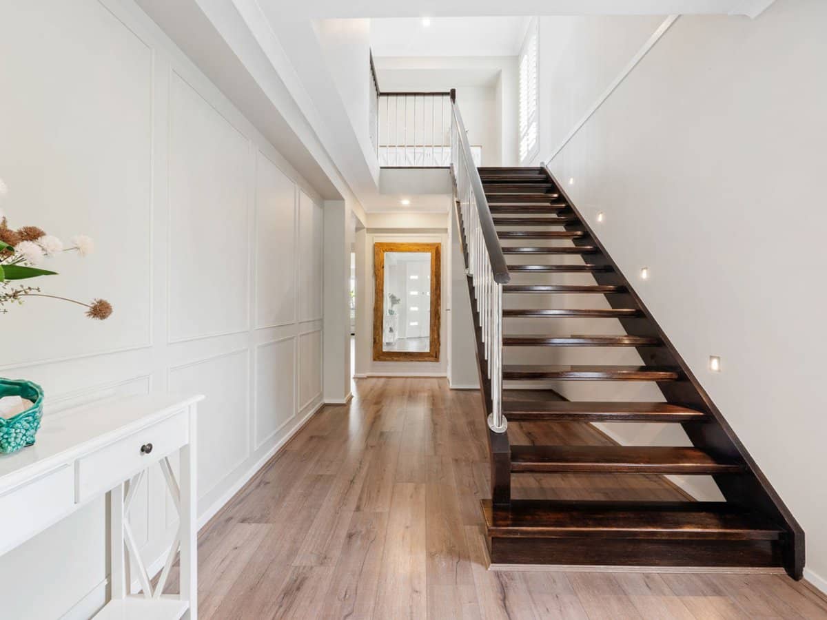 60 Greenview Circuit, Arundel - Thumbnail 3