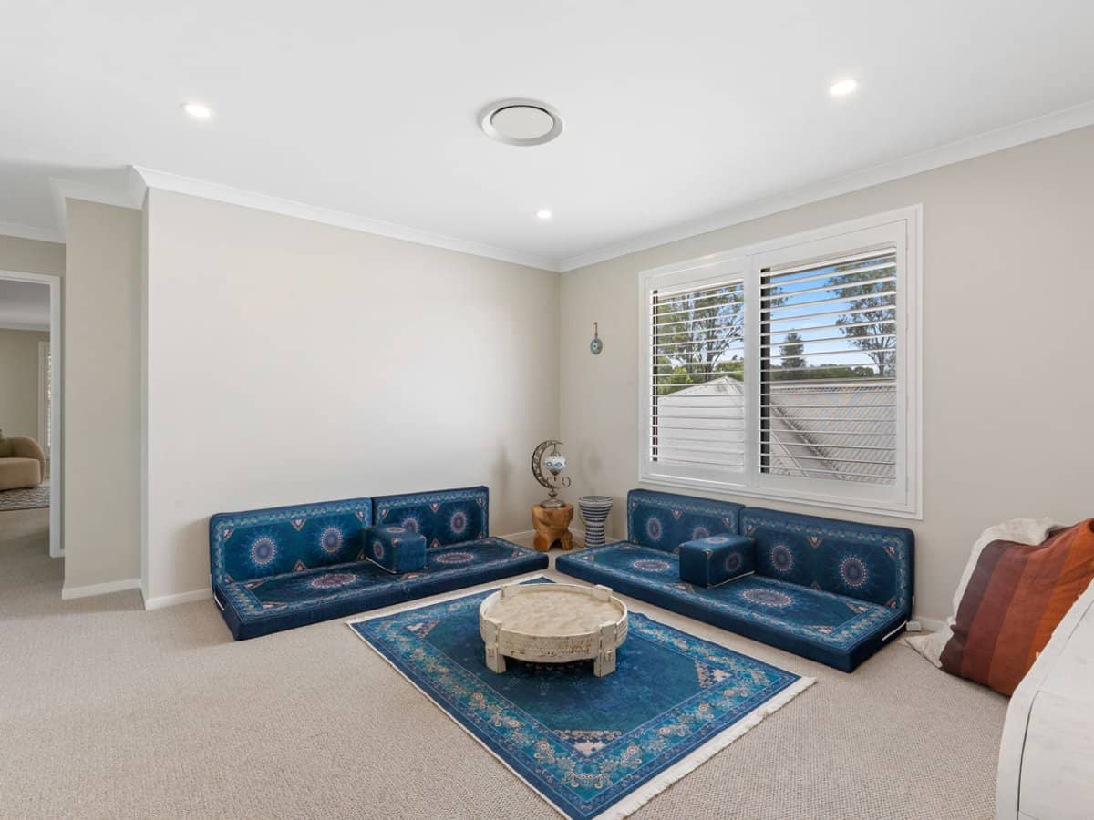 60 Greenview Circuit, Arundel - Thumbnail 19