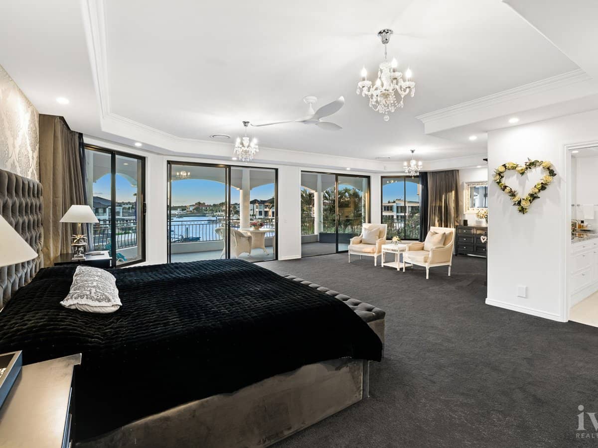 40-42 The Peninsula, Sovereign Islands - Thumbnail 19