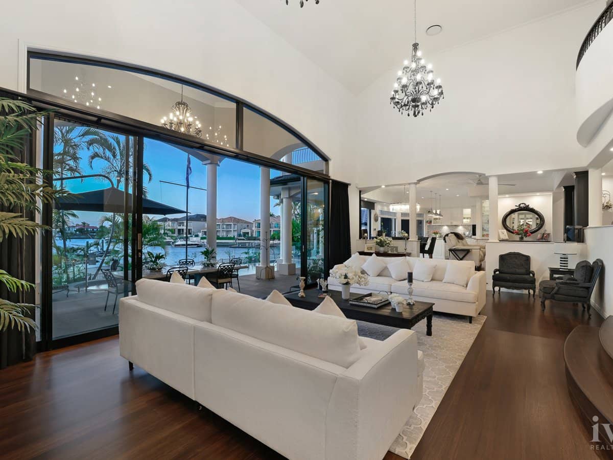 40-42 The Peninsula, Sovereign Islands - Thumbnail 1