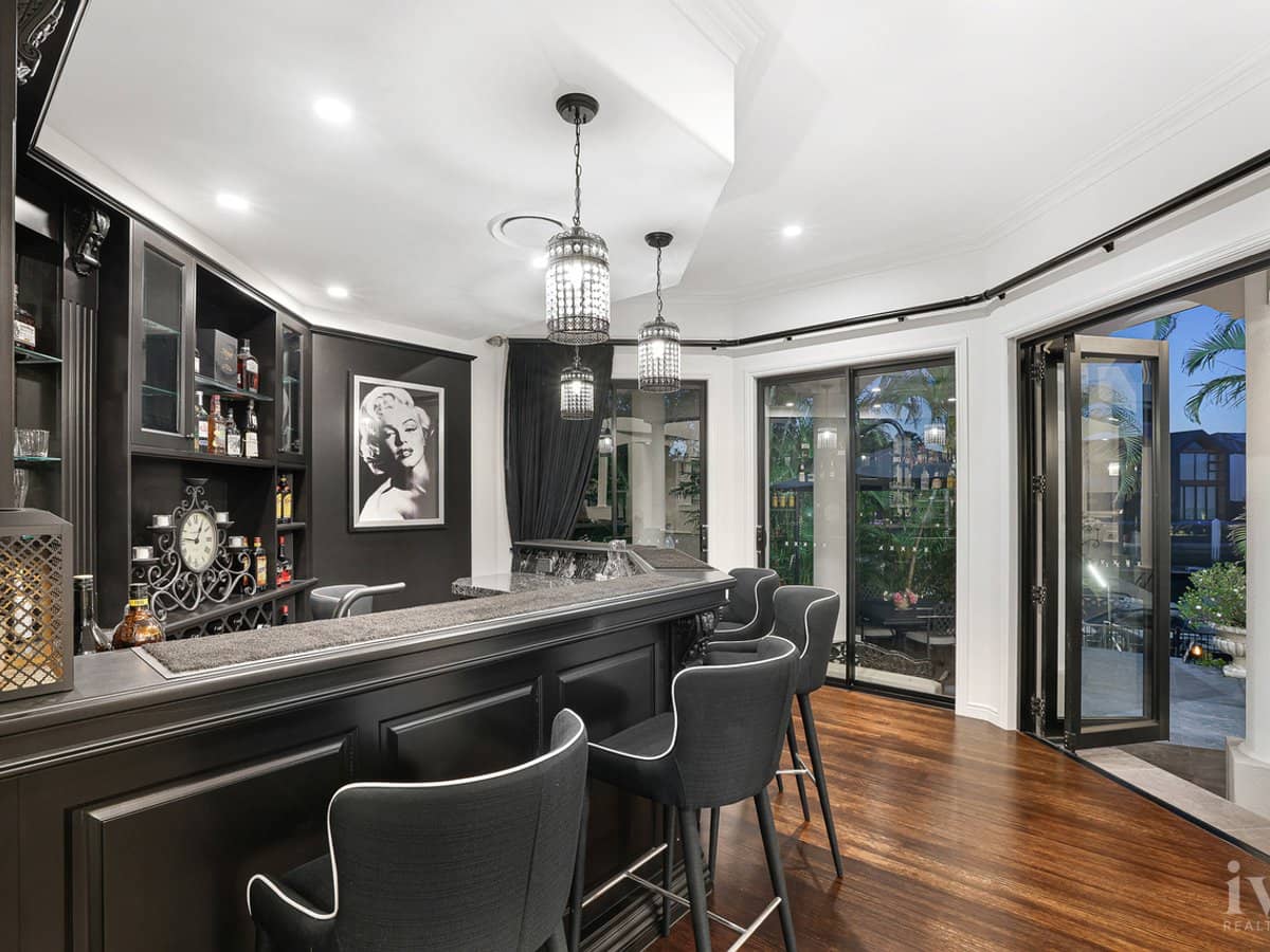 40-42 The Peninsula, Sovereign Islands - Thumbnail 15