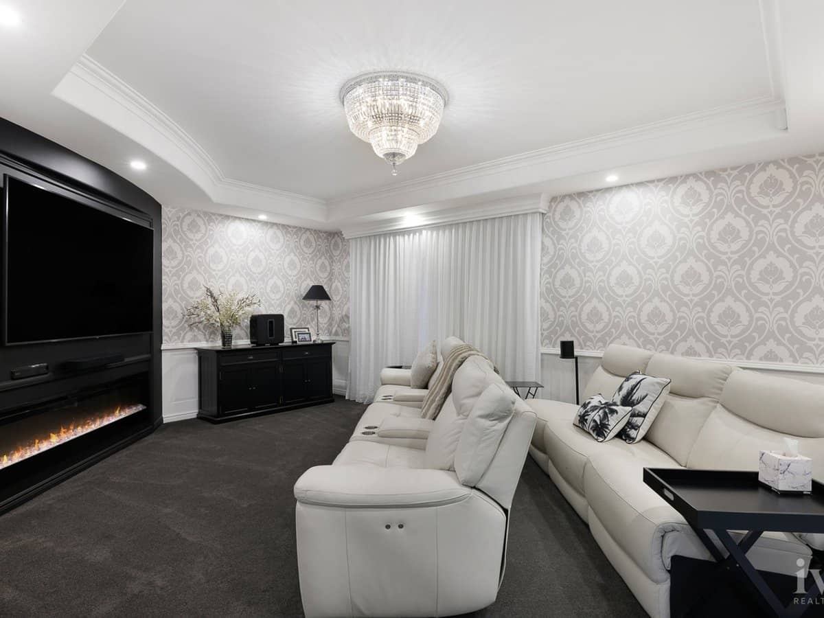 40-42 The Peninsula, Sovereign Islands - Thumbnail 16