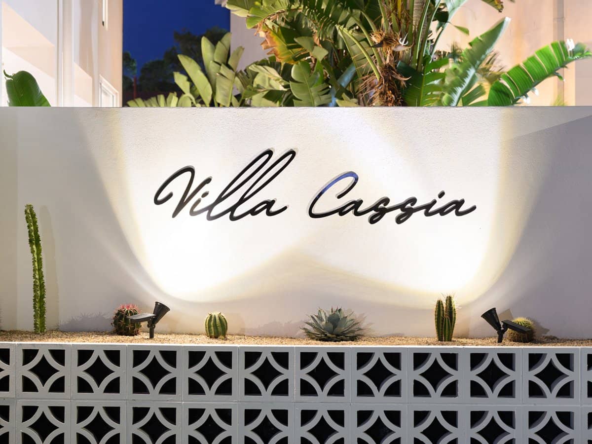 9B Cassia Street, RUNAWAY BAY - Thumbnail 2