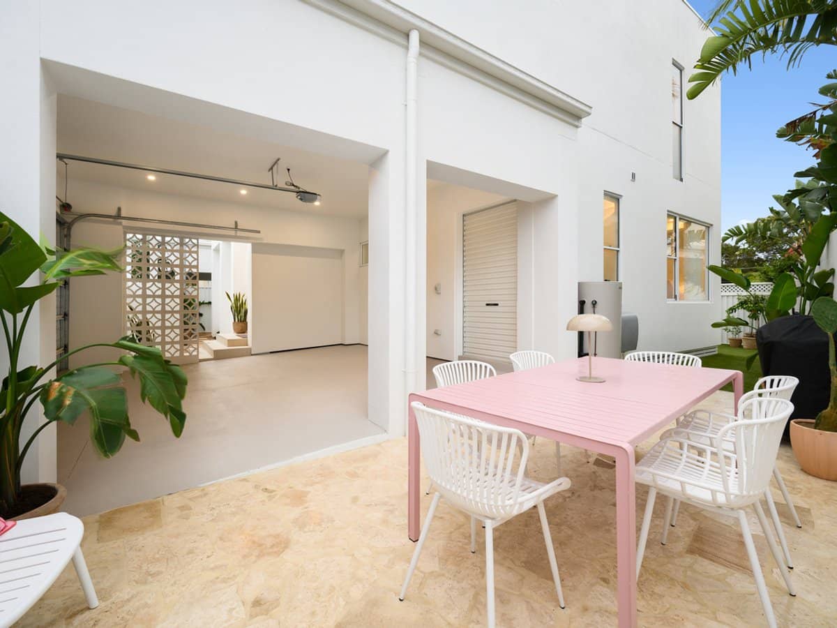 9B Cassia Street, RUNAWAY BAY - Thumbnail 14